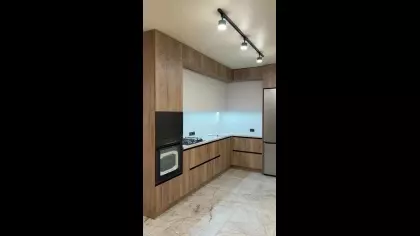 Показываем кухню, в которой всё продумано для ежедневного удобства Компактная…